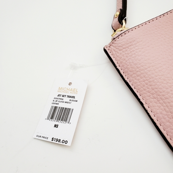 4 Piece Set Michael Kors Wristlet's - Picture 14 of 16